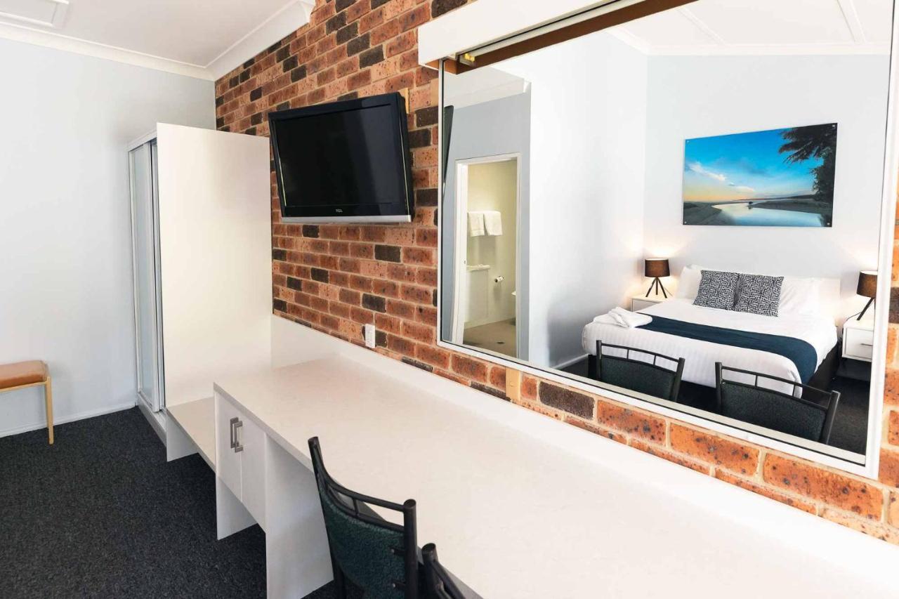 Bay Hotel Motel Bonnells Bay Экстерьер фото