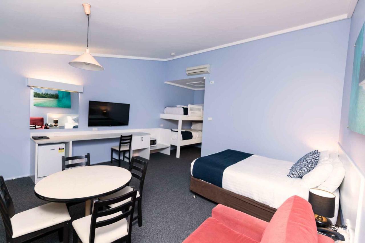 Bay Hotel Motel Bonnells Bay Экстерьер фото